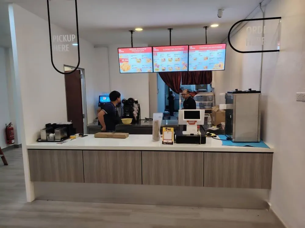 Cafe & F&B project by Alchemist Renovation, photograph 1