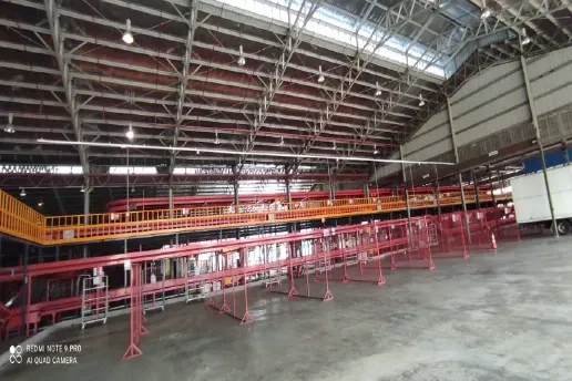 Warehouse project by Alchemist Renovation, photograph 2