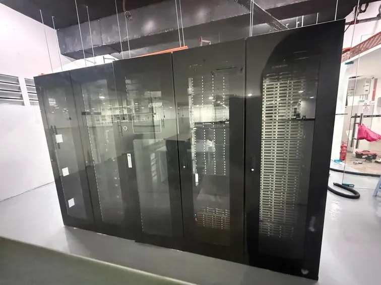 Data Centre project by Alchemist Renovation, photograph 8